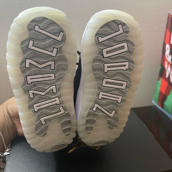 Jordan 11s size 7c - Picture 3 of 6